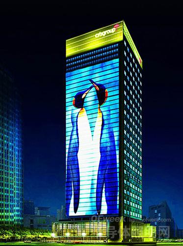 方大承建的全球最大led全彩显示屏 上海花旗银行大厦led彩显幕墙