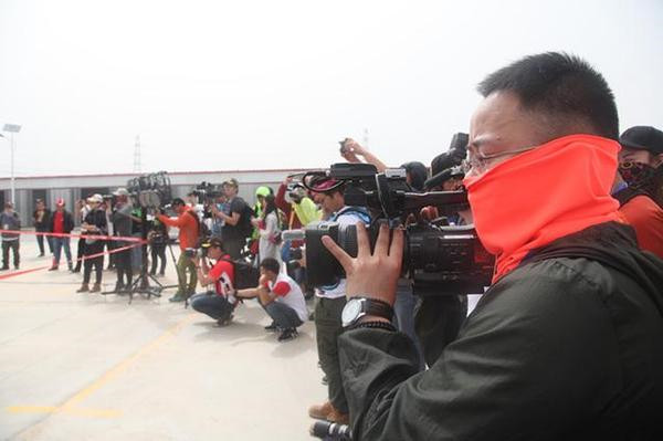 走近参加“魔鬼赛事”环塔拉力赛的比亚迪唐