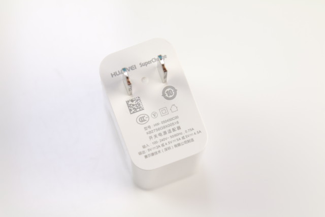 華為Mate 9拆機評測：極致性能 華為Mate9再次讓人眼前一亮