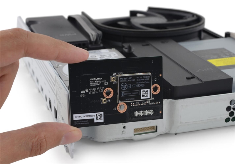 Xbox One S彻底拆解:士官长彩蛋超有爱