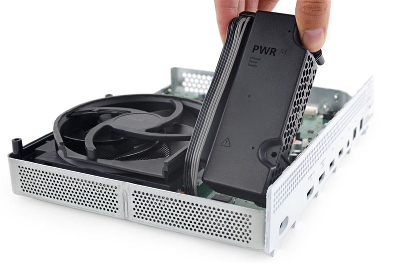 Xbox One S彻底拆解:士官长彩蛋超有爱