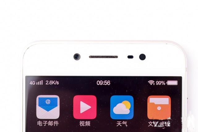 密封性优元件保护到位 vivo X7拆解图赏