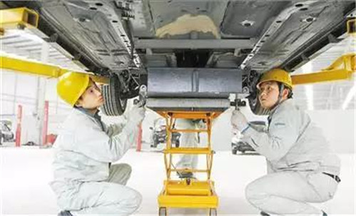 新能源汽车——电池质保是怎么来的？
