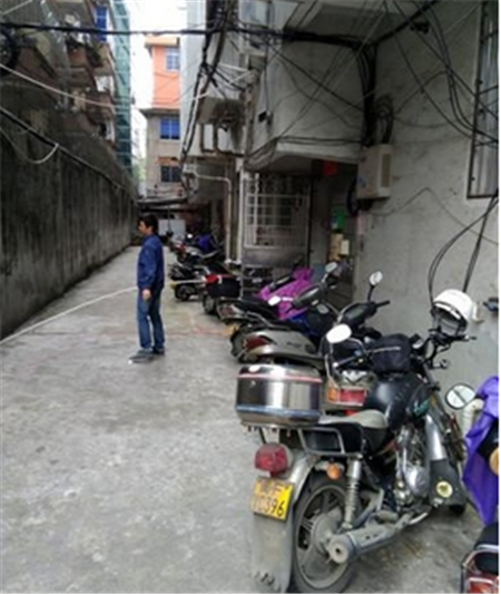看看奇瑞eQ车主是如何安装充电桩的